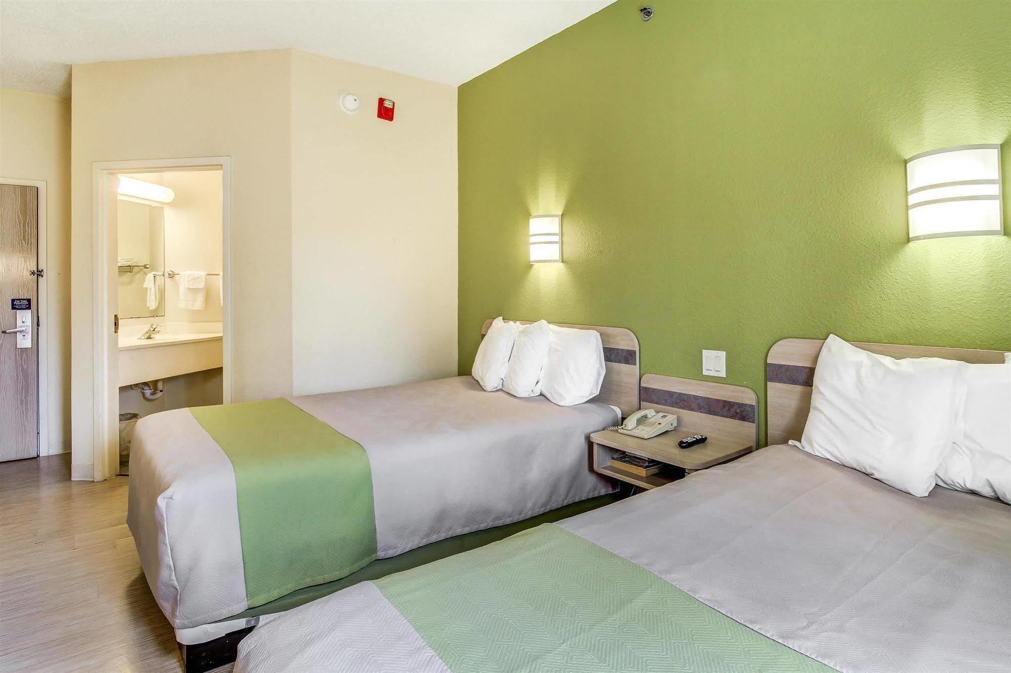 Motel 6-Medina, OH - Cleveland Esterno foto